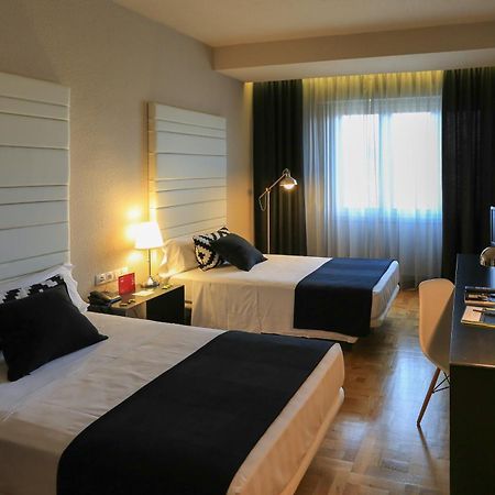 Habitus Hotel Leyre 팜플로나 외부 사진