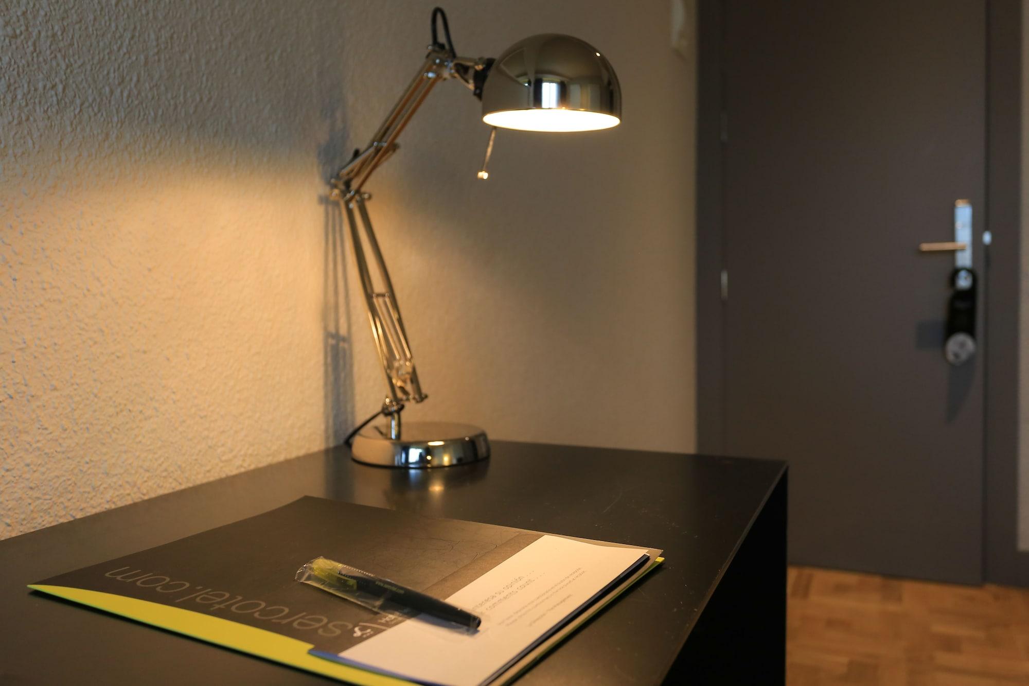 Habitus Hotel Leyre 팜플로나 외부 사진