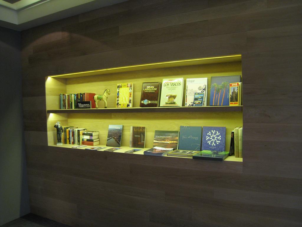 Habitus Hotel Leyre 팜플로나 외부 사진